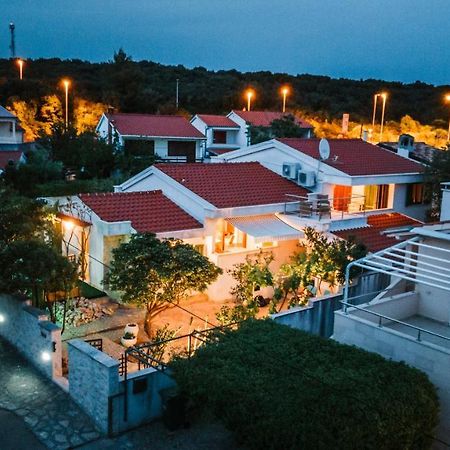 Apartments Summer Touch Petrcane Ngoại thất bức ảnh