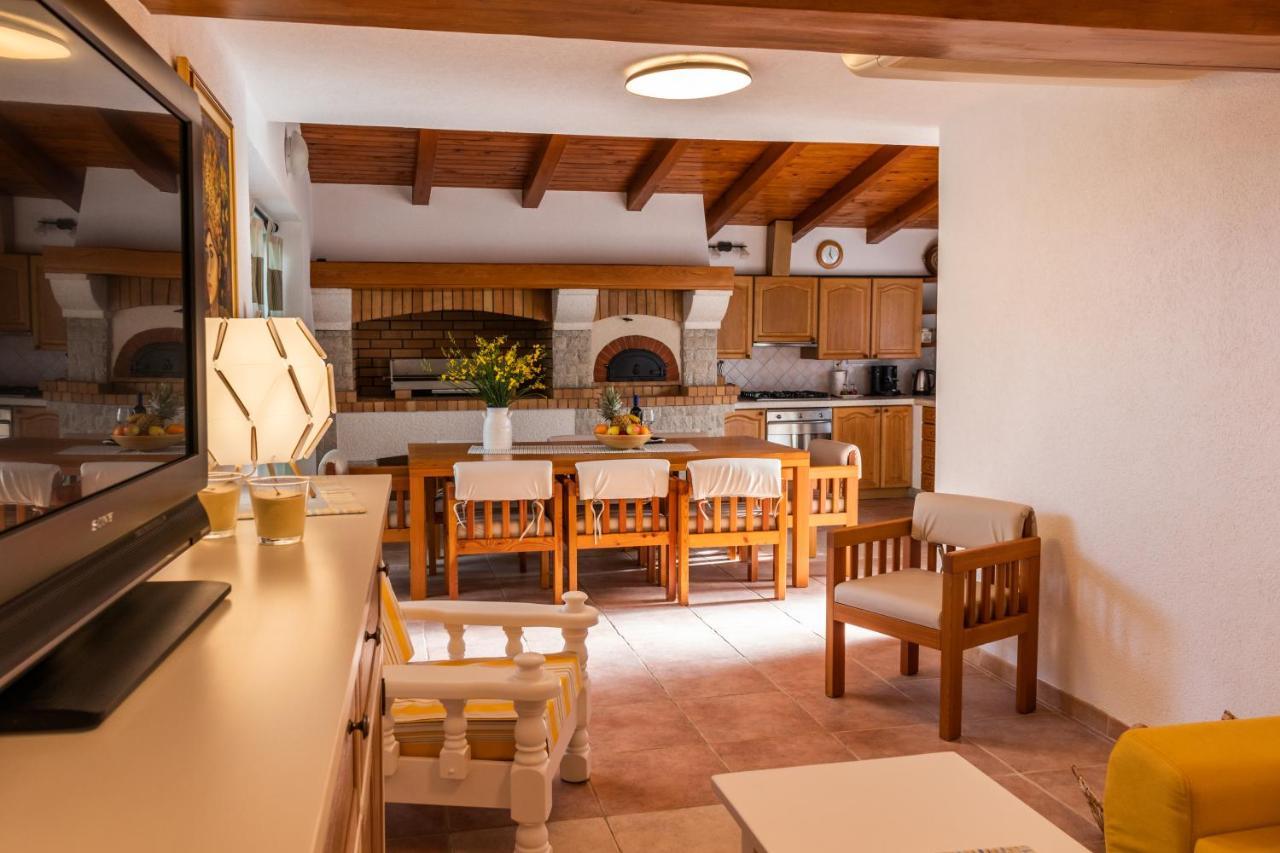 Apartments Summer Touch Petrcane Ngoại thất bức ảnh