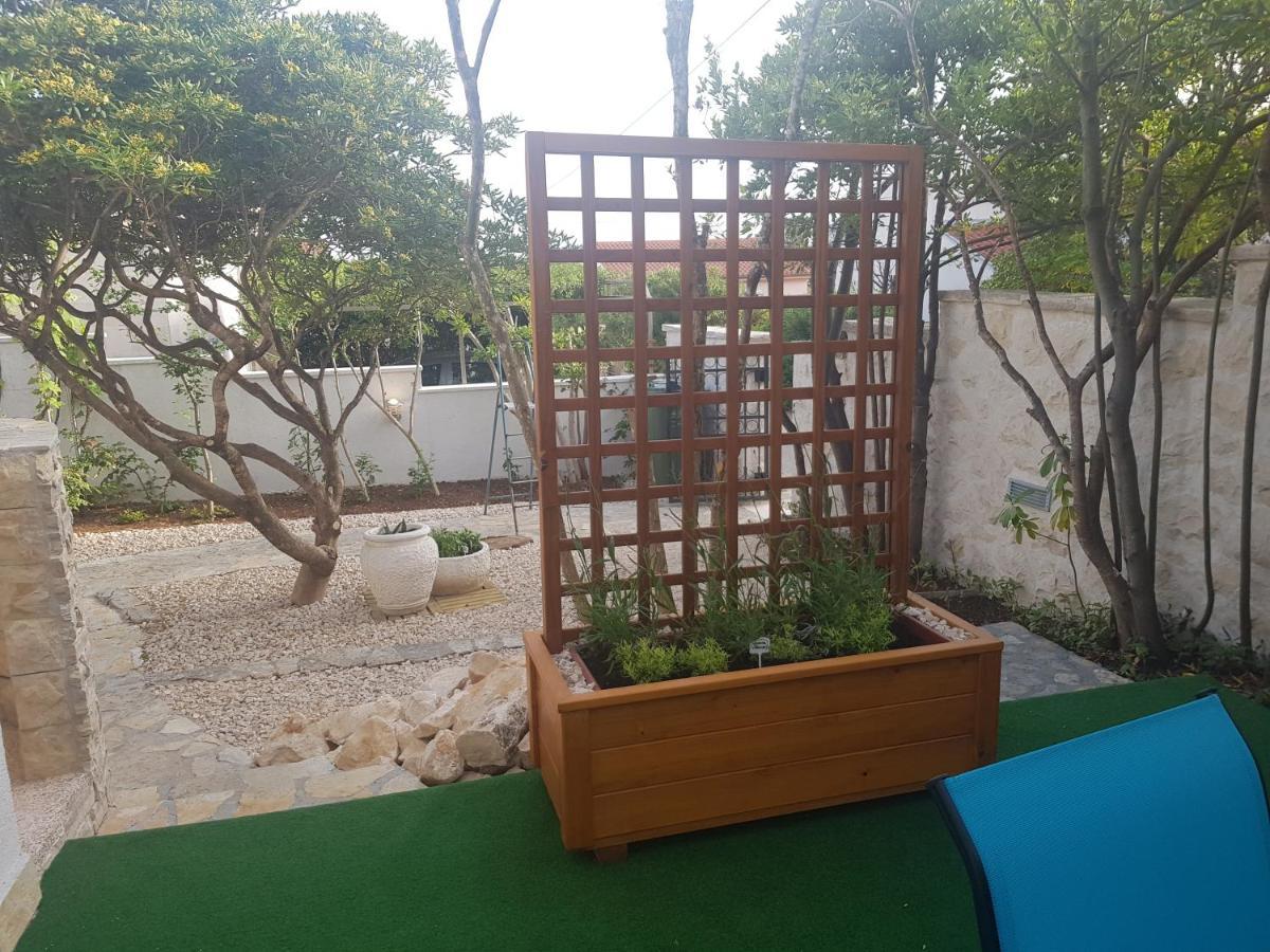 Apartments Summer Touch Petrcane Ngoại thất bức ảnh