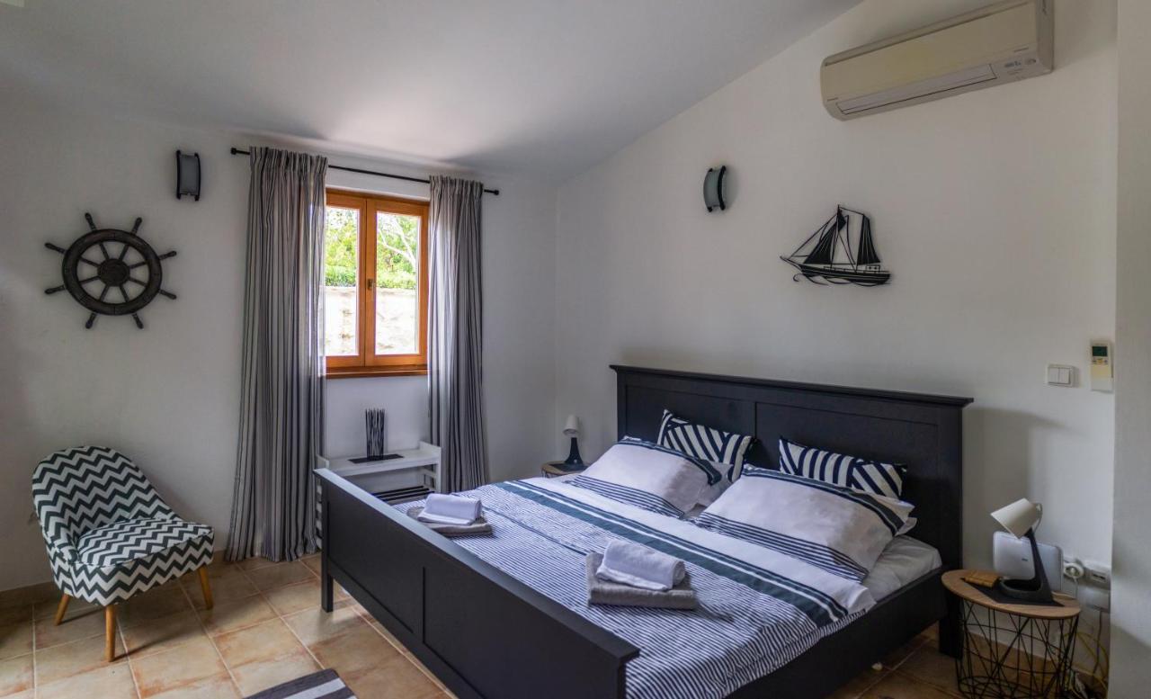 Apartments Summer Touch Petrcane Ngoại thất bức ảnh