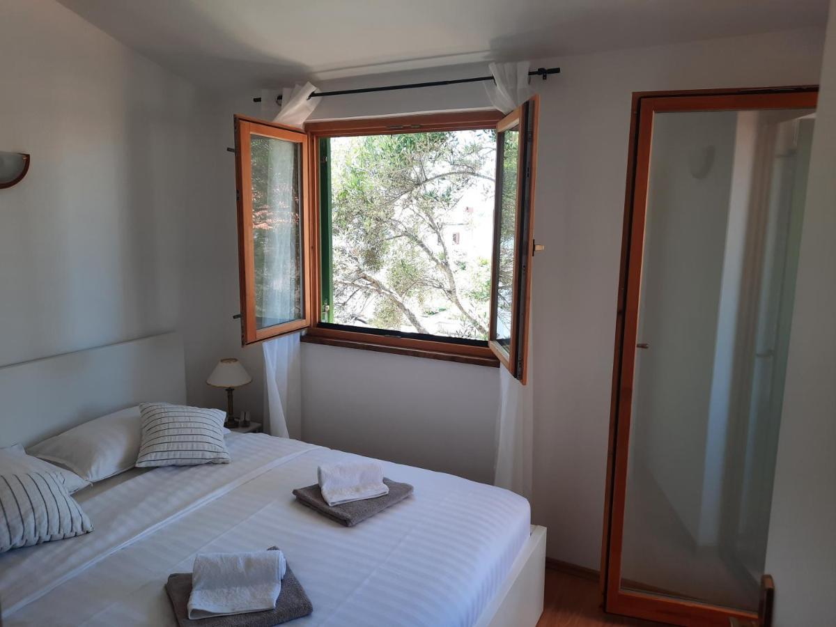 Apartments Summer Touch Petrcane Ngoại thất bức ảnh